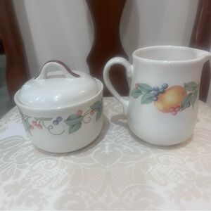 Corelle Stoneware Cream and White Dish